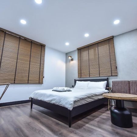 Eryang Homestay Ταϊνάν Εξωτερικό φωτογραφία
