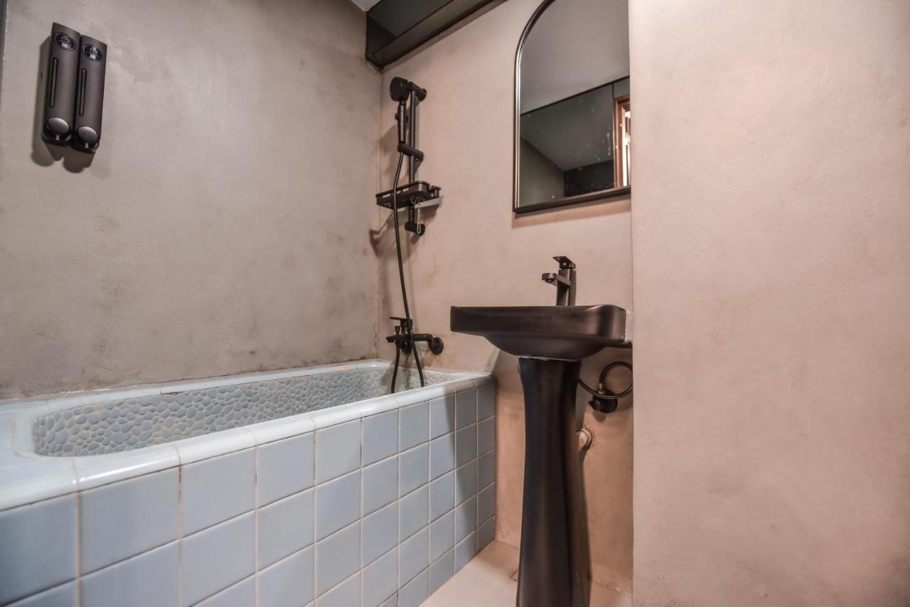 Eryang Homestay Ταϊνάν Εξωτερικό φωτογραφία